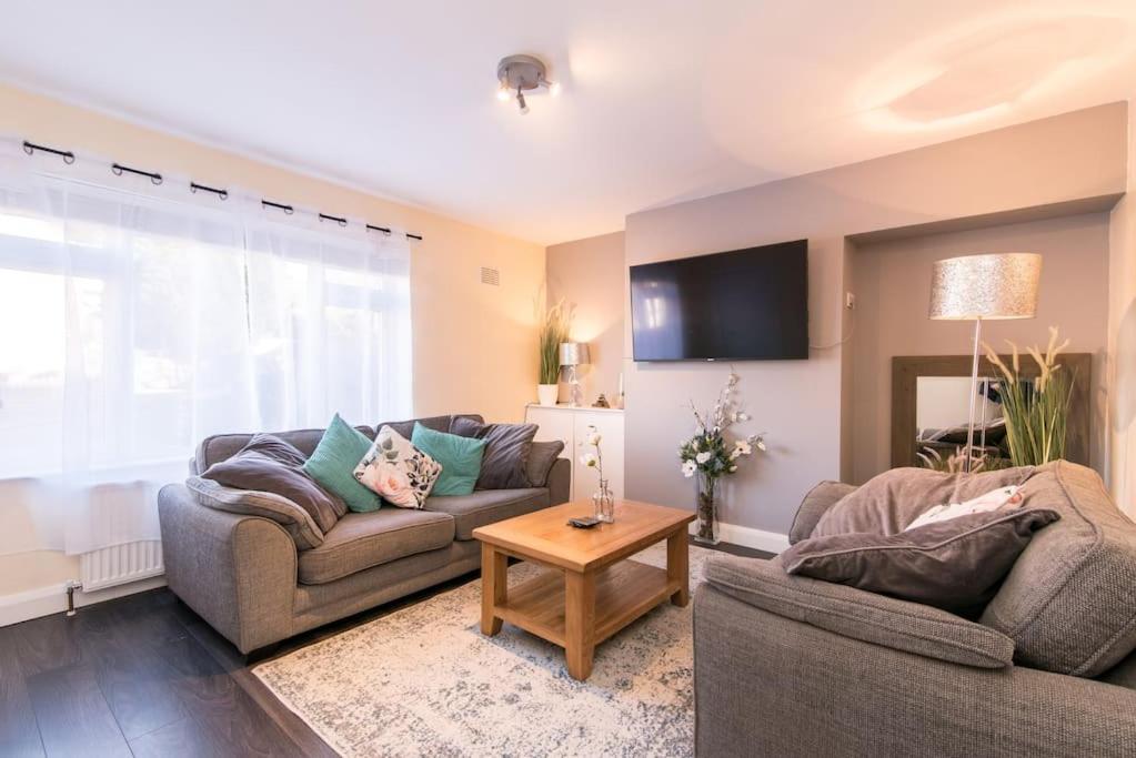 City Home From Home - Peaceful, Cosy & Modern 2Bed House 노팅엄 외부 사진
